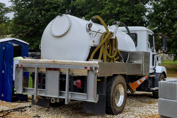 Best Luxury portable toilet rental  in English, IN